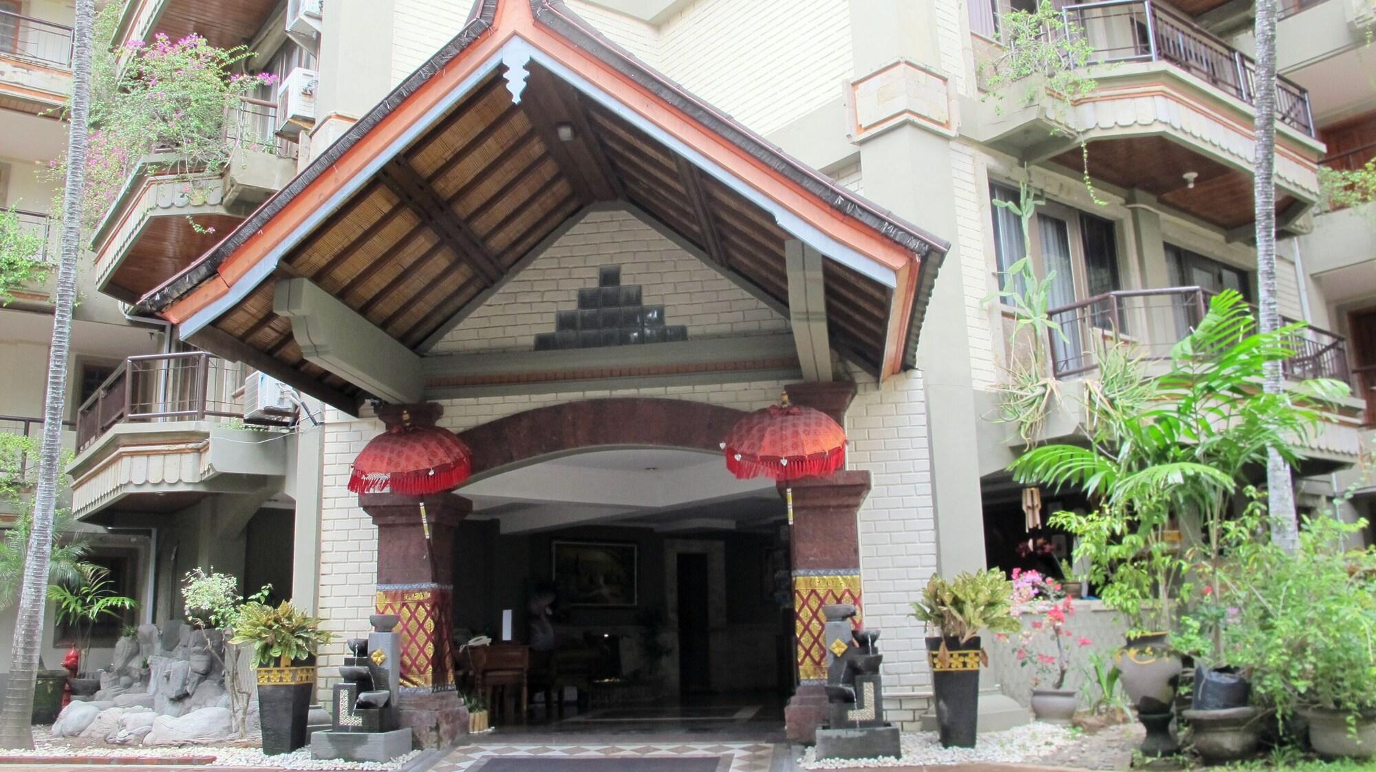 Club Bali Family Suites @ Legian Beach Exterior photo
